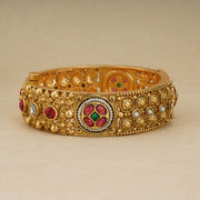 BEAUTIFUL FLORAL GOLD PLATED STONE KADA