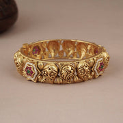 MATT LOOK GOLD PLATED STONE KADA BANGLE